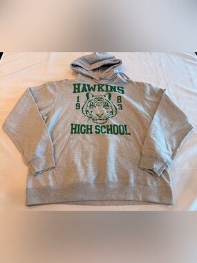 NWOT Netflix Stranger Things Hawkins High School 1983 Hoodie Size XL